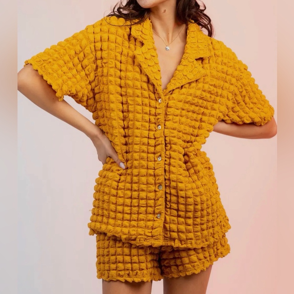 Puffy Shirt and Shorts Set - Yellow